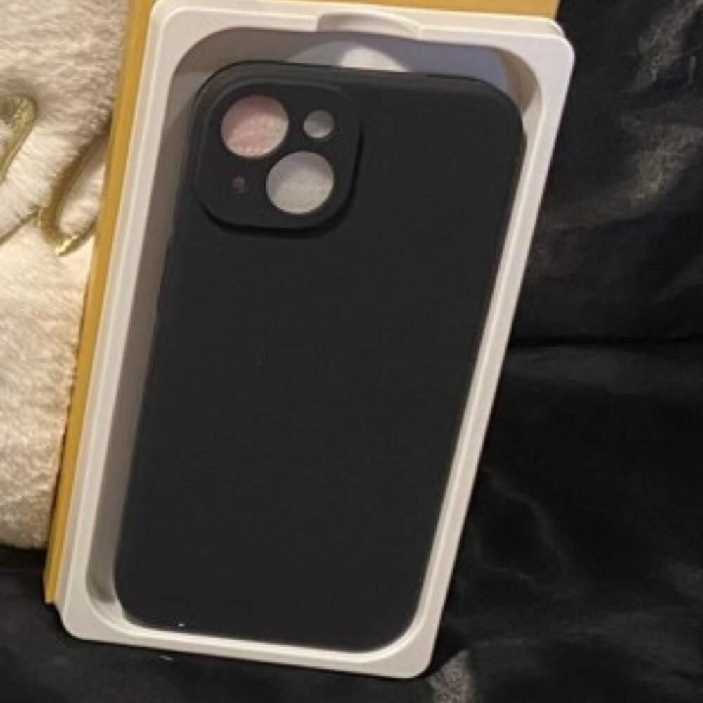 Brand New iPhone 14 Phone Case w/ Screen Protector - Black or Purple Soft Touch